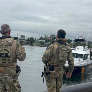 RJ – Foragido por homicídio na Paraíba é preso em embarcação de luxo Slider