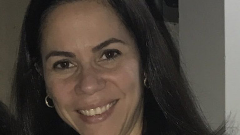 Dra. Paula Maia