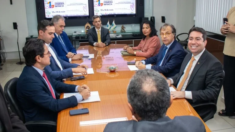 Interpoderes reunião